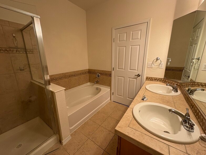 Master Bathroom - 8490 Canyon Rim Trl