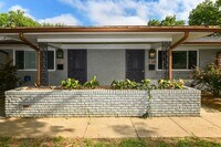 Building Photo - 4406-4410 Granbury TriPlex