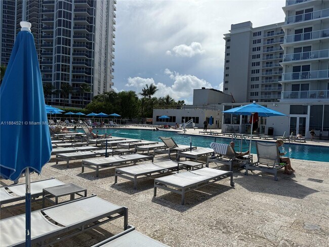Building Photo - 19201 Collins Ave