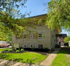 Building Photo - 811 W Hill St