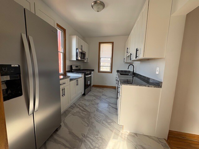 Building Photo - 240 Sawyer Ave