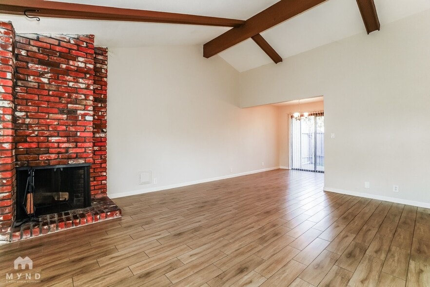 Building Photo - 2336 Villanova Cir