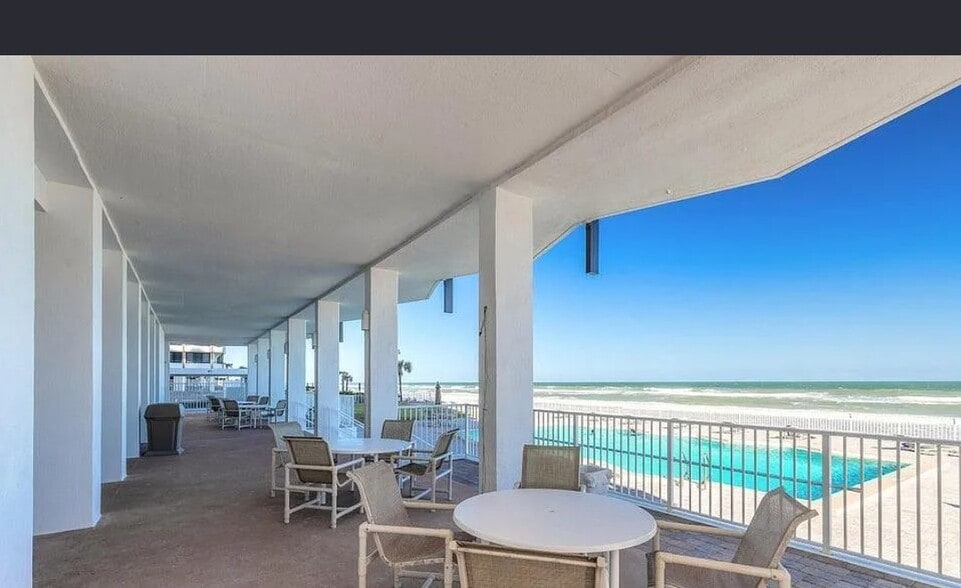 Building Photo - 2828 N Atlantic Ave