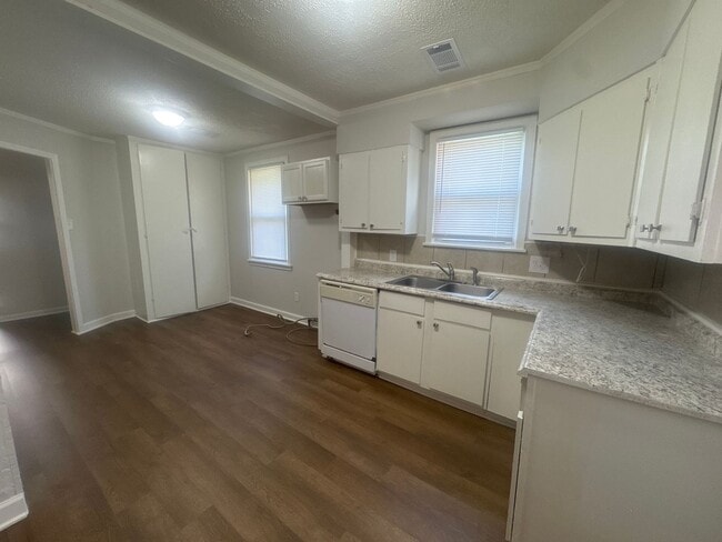 Building Photo - 4291 Zelda Ln