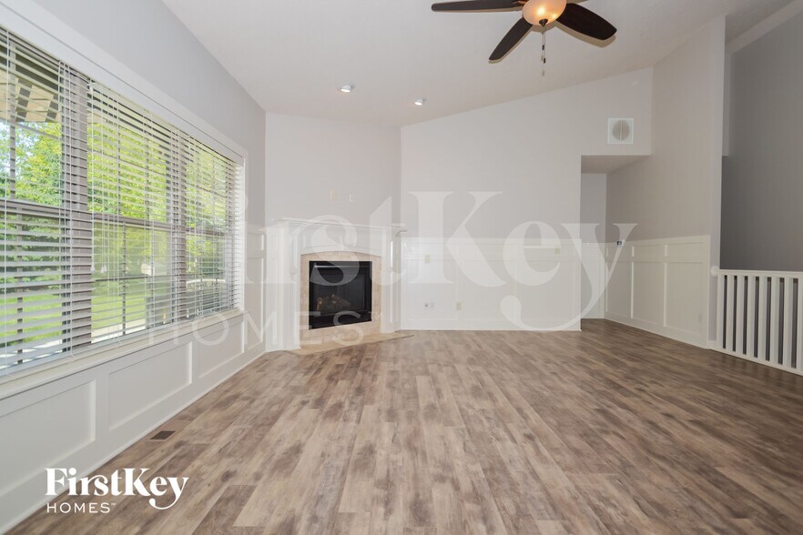 Building Photo - 4405 Nottinghill Dr