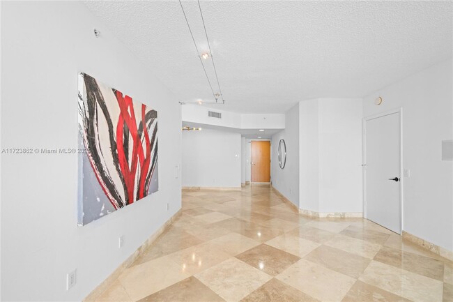 Building Photo - 21055 Yacht Club Dr