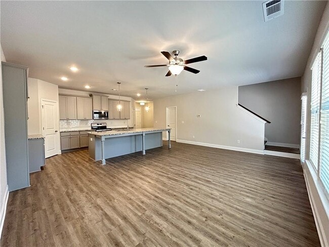Building Photo - 2606 Mls Cmn Dr