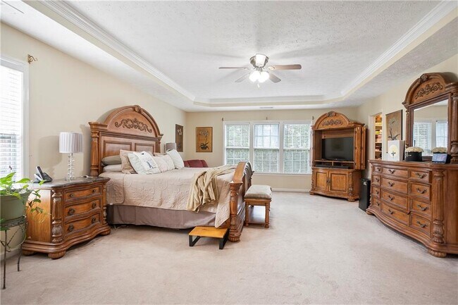 Building Photo - 130 S Links Dr