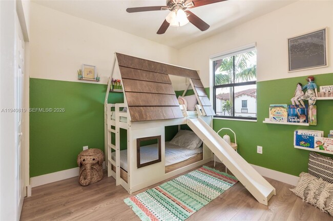 Building Photo - 8885 NW 102nd Ct