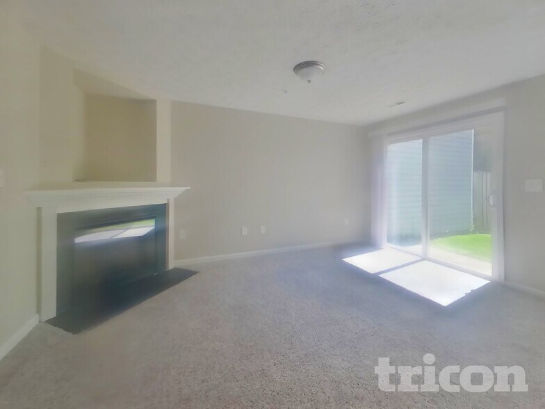 Building Photo - 4002 Windflower Way