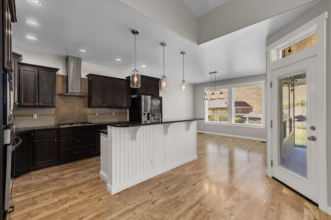 Building Photo - Charming 4?BR | 3?BA Home in Avimor
