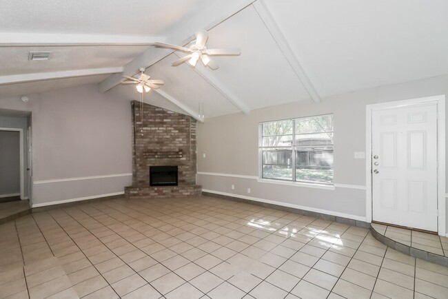 Building Photo - 23127 Briarcreek Blvd