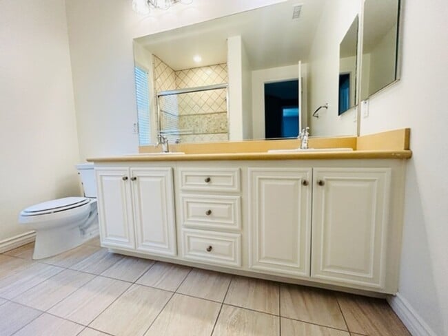 Building Photo - Lush and Lavish 4-Bedroom 4-Bathroom Neatly Tucked Away In The Colony At Calabasas