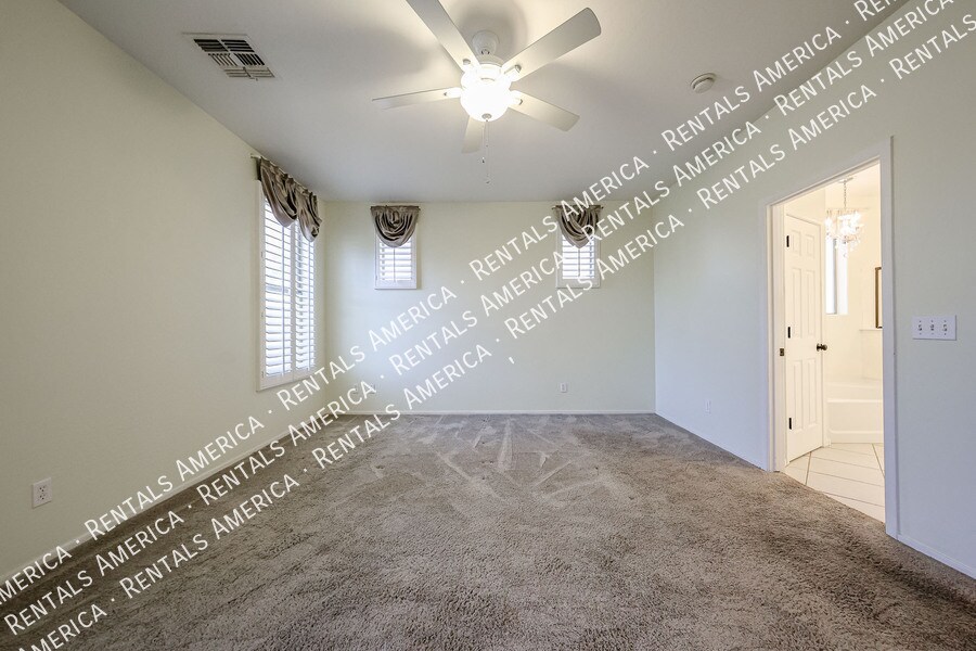 Building Photo - 30984 N Obsidian Dr