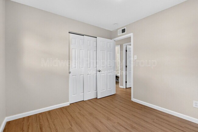 Building Photo - 216 Allen Dr