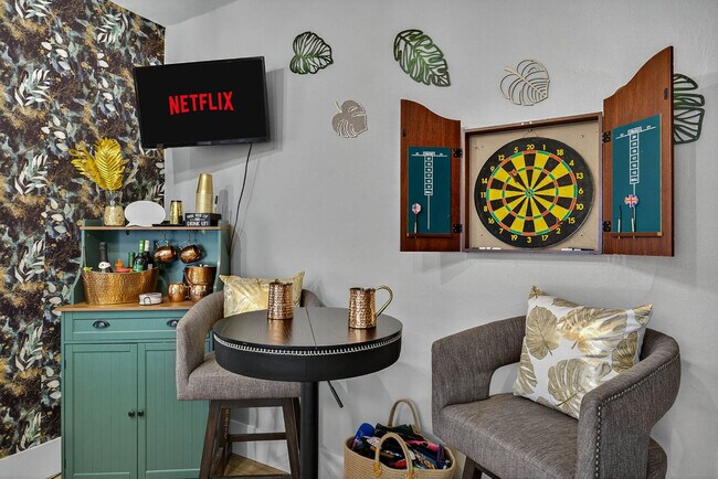 Building Photo - 5901 N Ola Ave