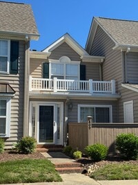 Building Photo - 2 Bedroom 2 Bath Townhouse in Williamsburg