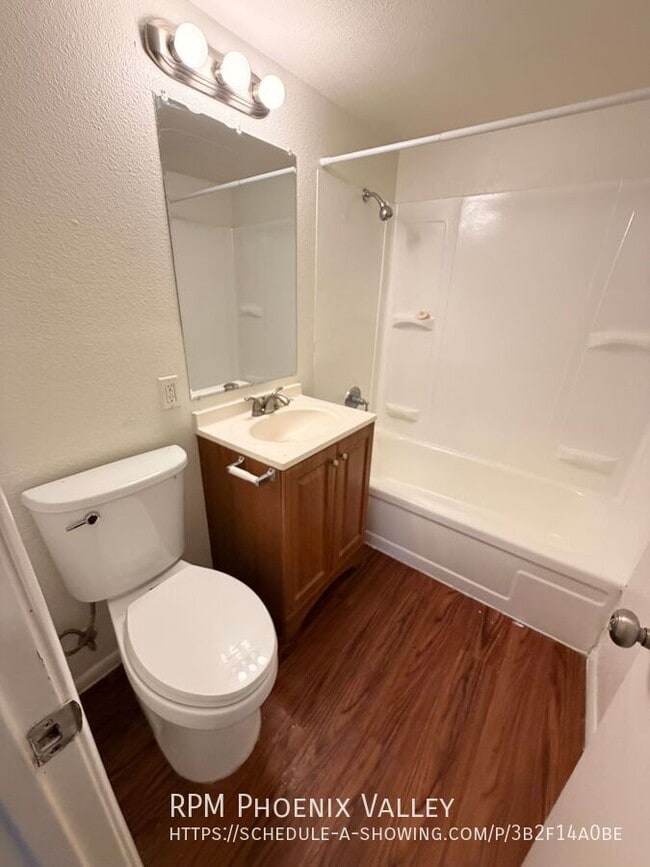 Building Photo - 6802 W Glendale Ave