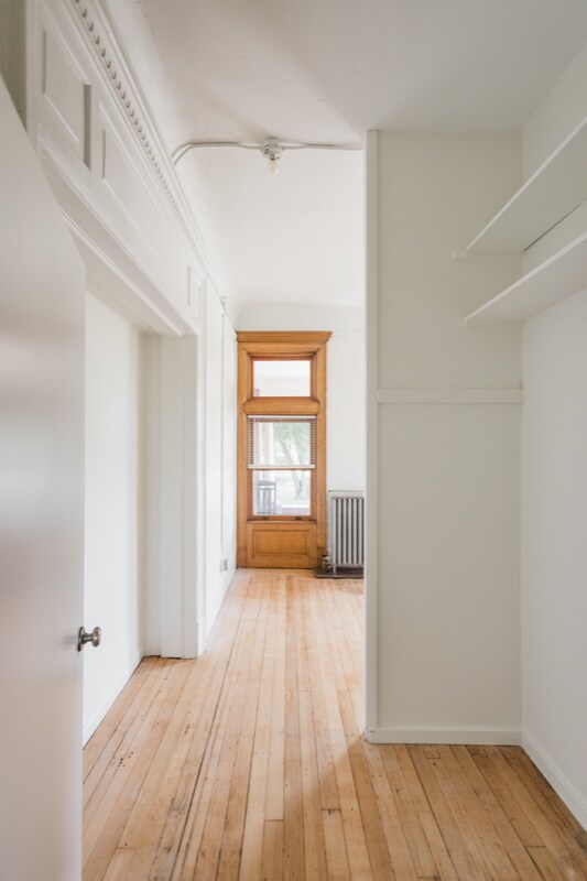 Building Photo - 223 E Ferry St