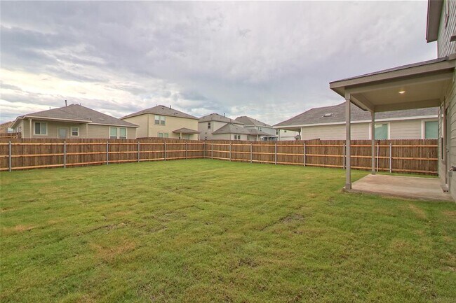 Building Photo - 105 Bird Cherry Wy
