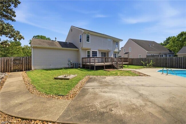 Building Photo - 103 Jessica Dr