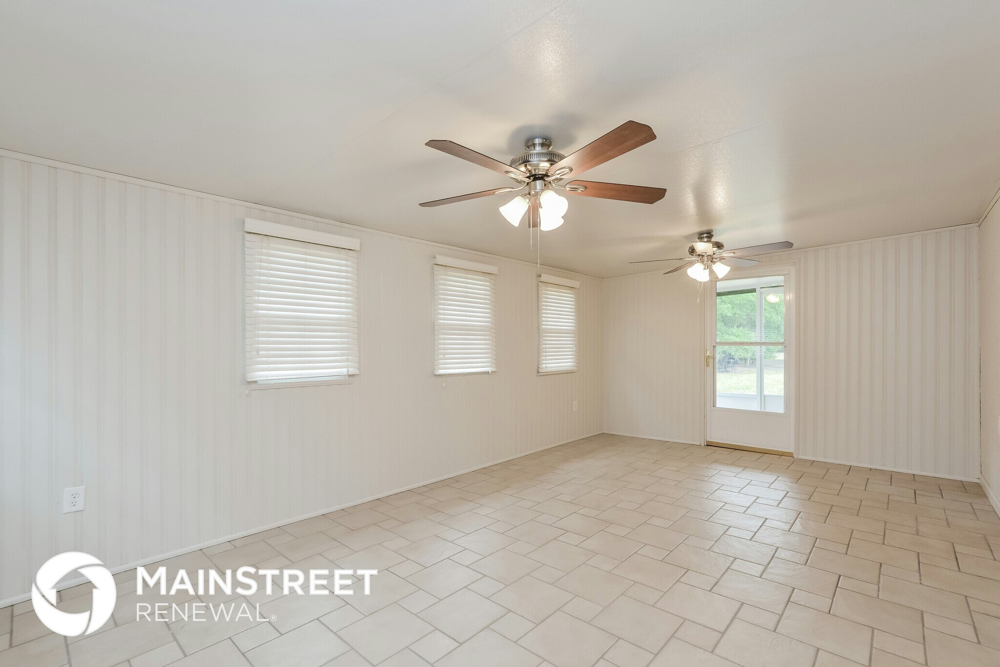 Building Photo - 3406 Commerce Ave