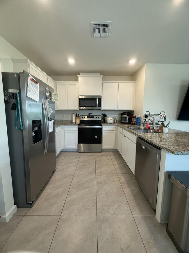 Building Photo - 12251 Nettuno Wy