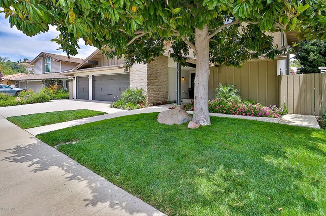Building Photo - GORGEOUS REMODELED HOME WALKING DISTANCE TO WESTLAKE ELEMENTARY COMING TO THE MARKET SOON!