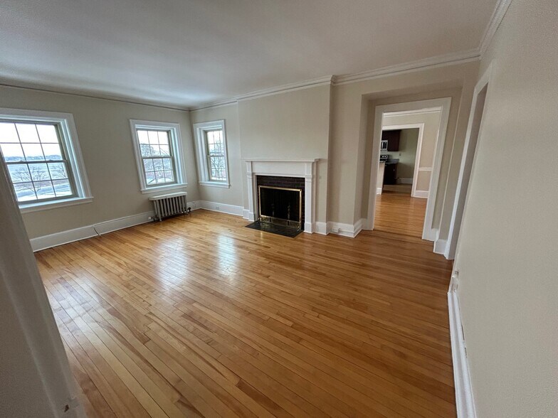 Building Photo - 9 Ricker Park