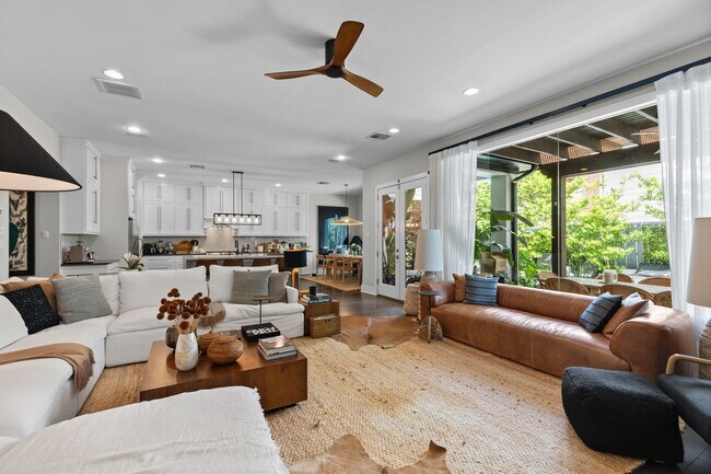 Building Photo - 2518 Southgate Blvd