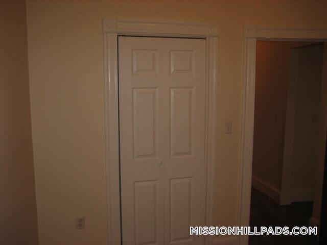 Building Photo - 1953 Columbus Ave