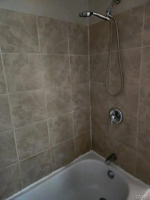 Building Photo - 115 Freeman Ave