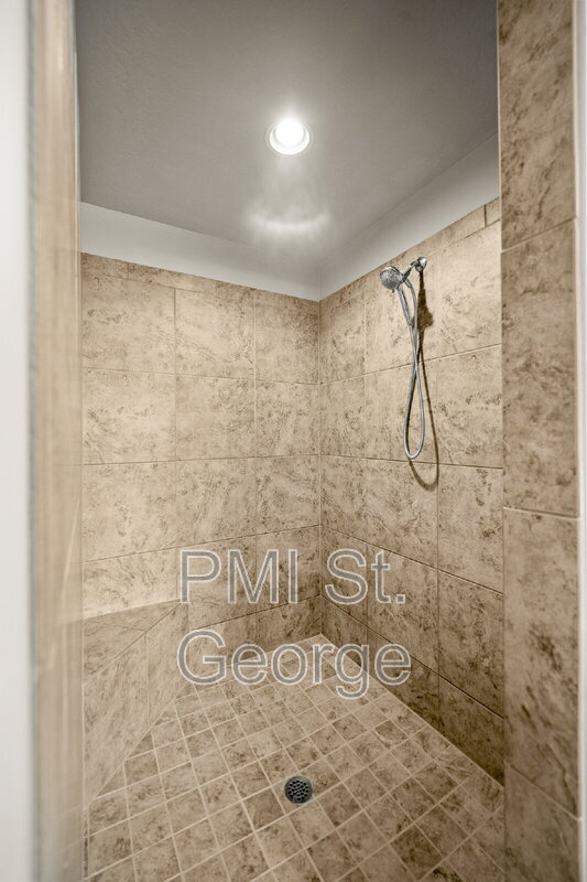 Building Photo - 3782 Brade Lane
