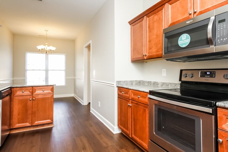 Building Photo - 1120 Tiger Woods Way