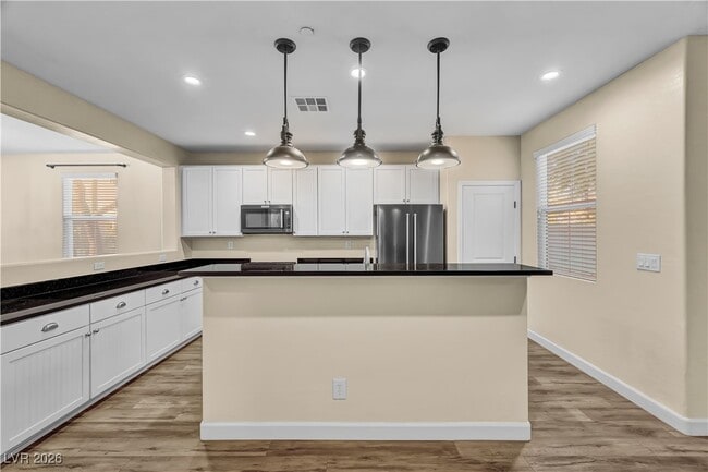 Building Photo - 1888 Via Firenze