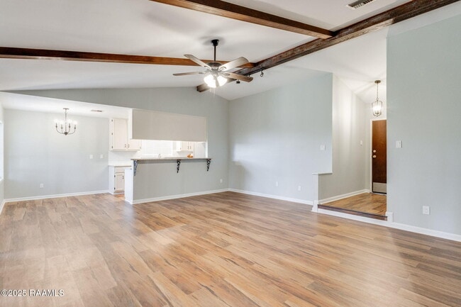 Building Photo - 103 Pinion Cir