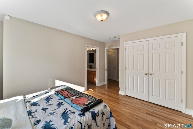 Building Photo - 7 Lower County Rd