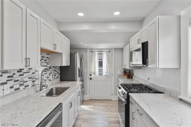 Building Photo - 3451 W 137th St