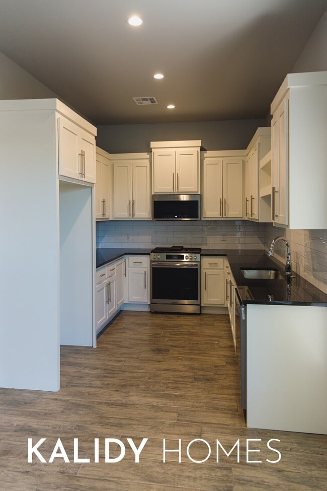 Building Photo - 629 Remington Ave