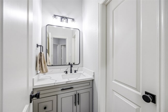 Building Photo - 14 Rancher's Trail