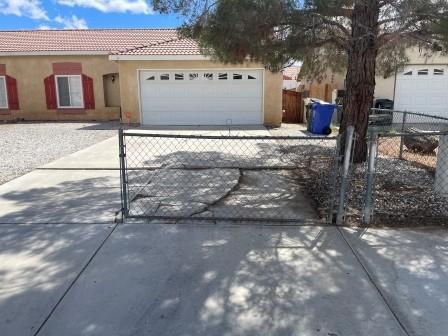 Building Photo - 10474 Tolliver St