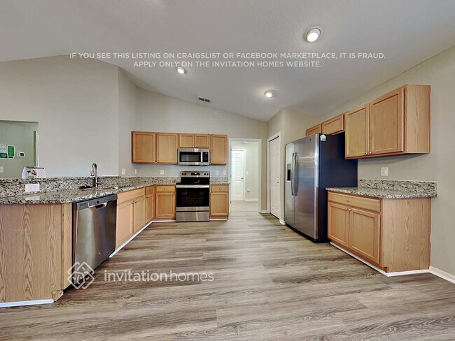 Building Photo - 4518 Fairway Oaks Dr