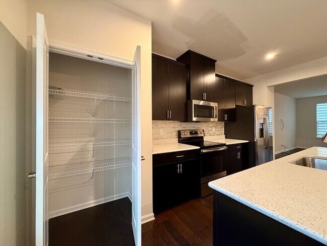 Building Photo - 11777 Blessington Rd