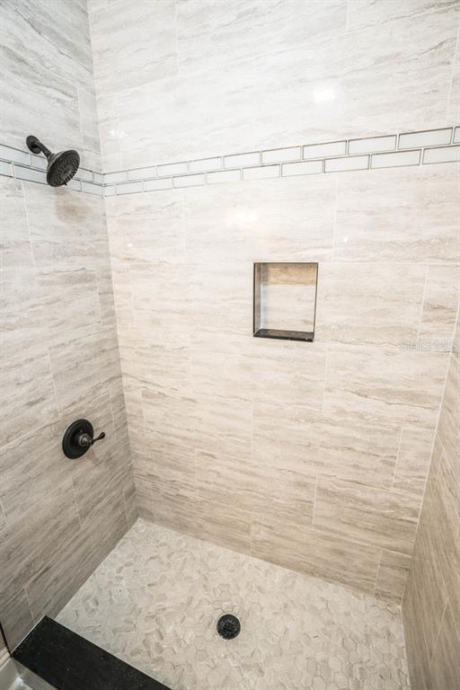 Building Photo - 1700 Park St N