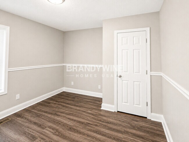 Building Photo - 38 Lazarus Dr