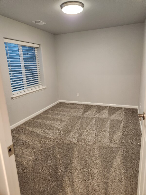 Building Photo - 3207 Meadow Gate Dr