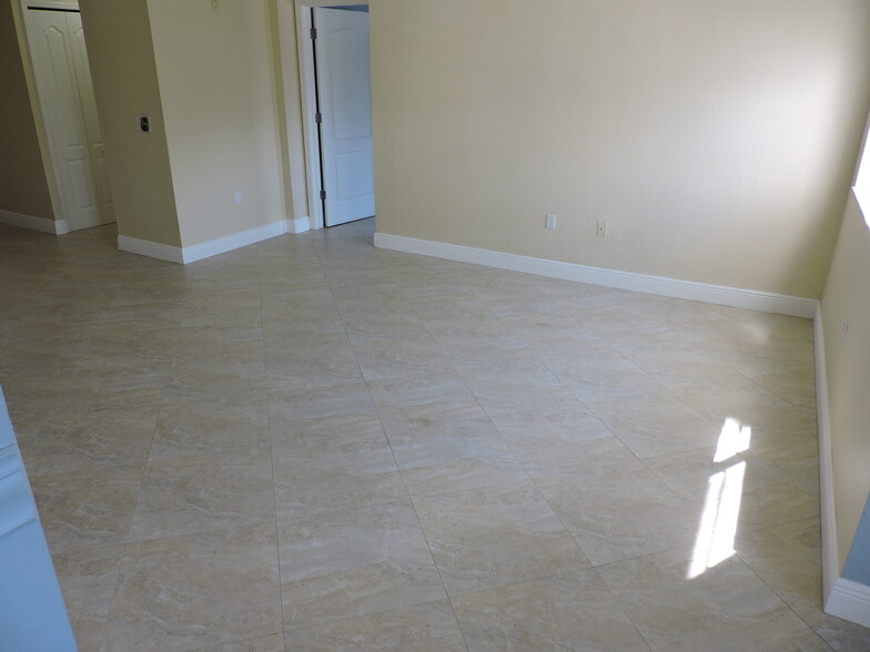 Building Photo - 11037 Legacy Blvd