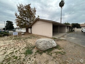 Building Photo - Newly Remodeled Apartments