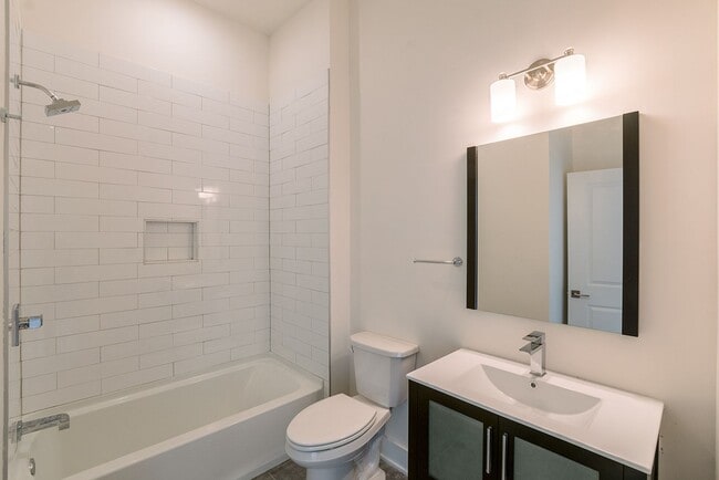 Building Photo - Luxury Northern Liberties Condo