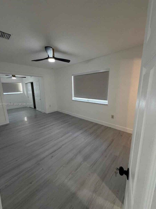 Building Photo - Southwest 96th Avenue, Miami, FL 33165 - 3 BR 2 BA single-family home